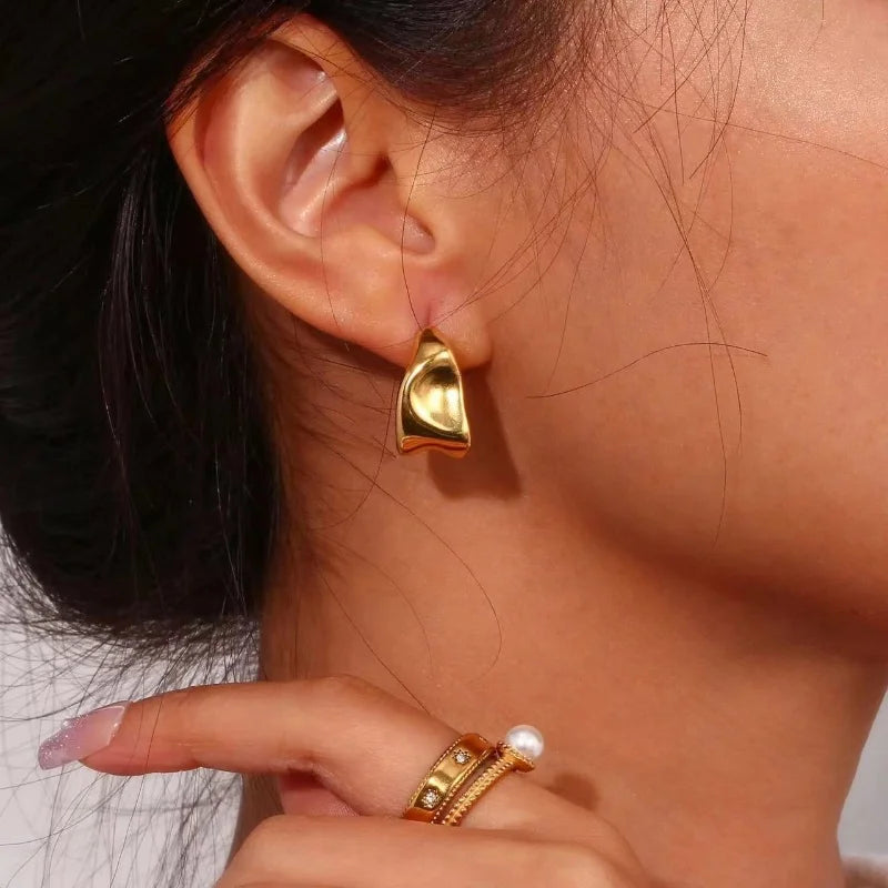 Gold Geometric C-Shaped Stud Earrings