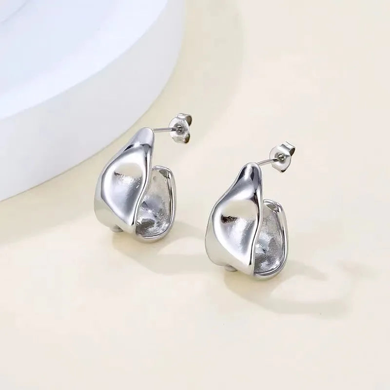 Gold Geometric C-Shaped Stud Earrings