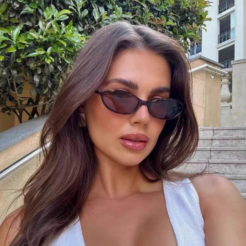 Retro Oval & Cat-Eye Sunglasses – Trendy Small Frame, Fashionable Sun Protection